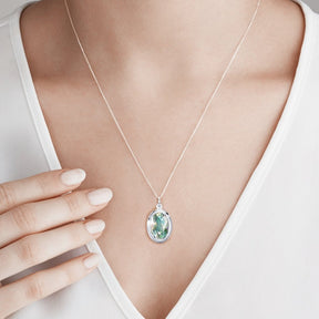 Ashes Infused JewelleryAura-Star Memory Locket Pendant